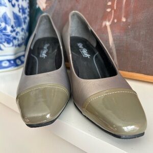 Rose Petals By Walking Cradles Bronze Cap Toe Pumps Heels Shoes 7M heel …
